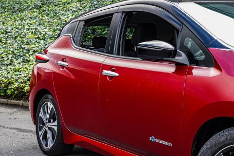 2019 Nissan Leaf 40G 87% SOH - Thumbnail