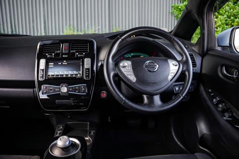 2016 Nissan Leaf 30X Autech 30kWh - Thumbnail