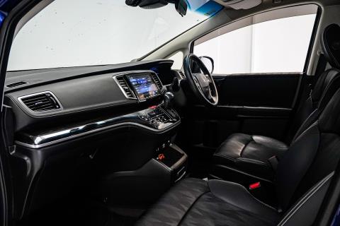 2018 Honda Odyssey Hybrid Absolute - Thumbnail