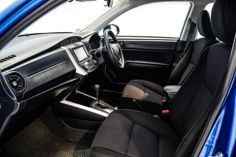 2018 Toyota Corolla Fielder Hybrid - Thumbnail