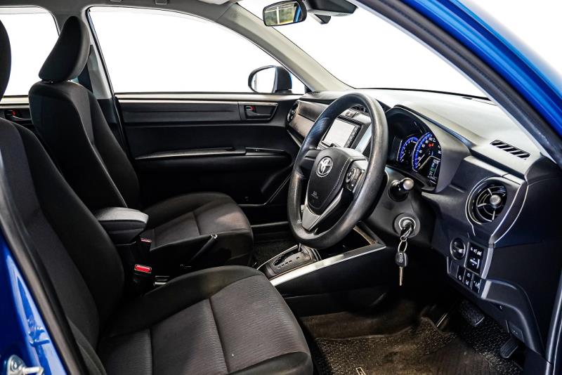 2018 Toyota Corolla Fielder Hybrid