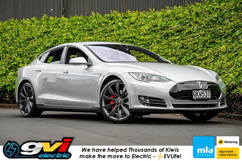 2015 Tesla Model S P85D 4WD