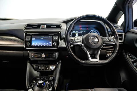 2018 Nissan Leaf 40X 88% SOH - Thumbnail