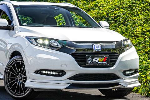 2017 Honda Vezel Z Hybrid / HR-V - Thumbnail
