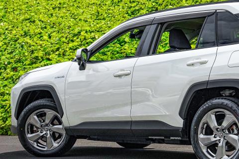 2019 Toyota Rav4 Hybrid - Thumbnail