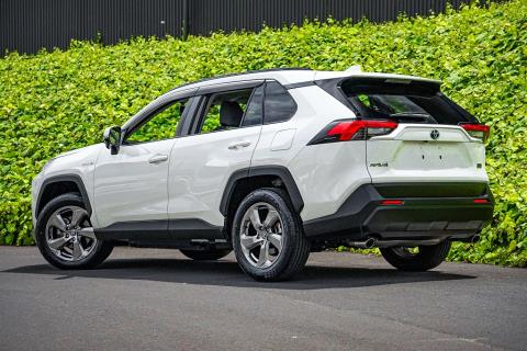 2019 Toyota Rav4 Hybrid - Thumbnail