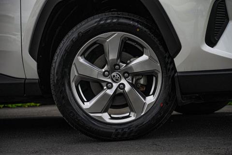 2019 Toyota Rav4 Hybrid - Thumbnail