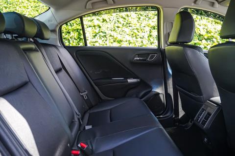 2015 Honda Grace EV Hybrid / City - Thumbnail