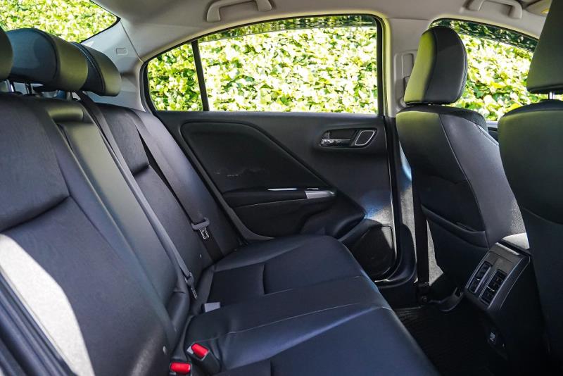 2015 Honda Grace EV Hybrid / City