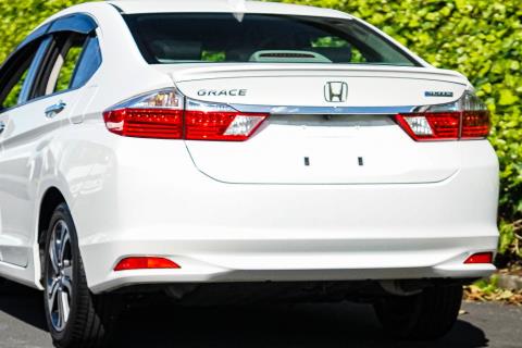 2015 Honda Grace EV Hybrid / City - Thumbnail