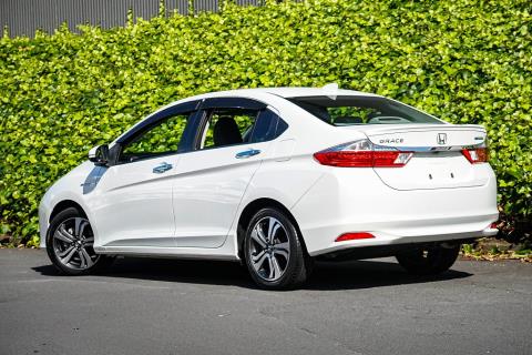 2015 Honda Grace EV Hybrid / City - Thumbnail