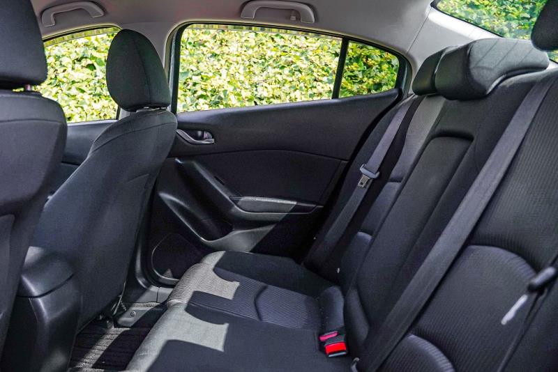 2013 Mazda Axela Hybrid S
