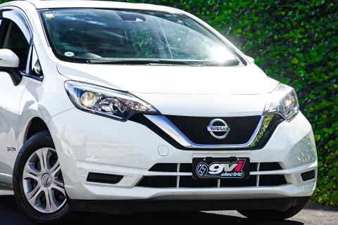 2017 Nissan Note e-Power Hybrid - Thumbnail