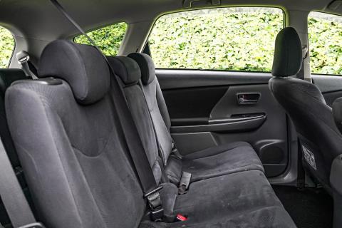 2014 Toyota Prius Alpha Hybrid - Thumbnail