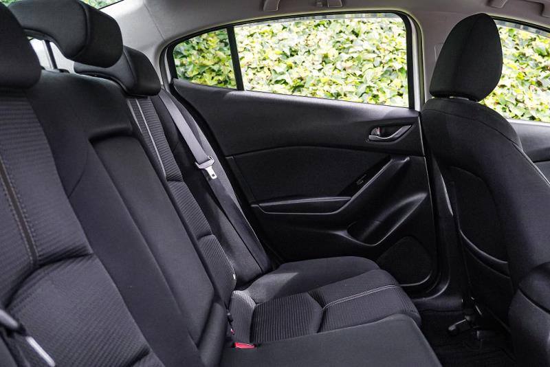2017 Mazda Axela Hybrid