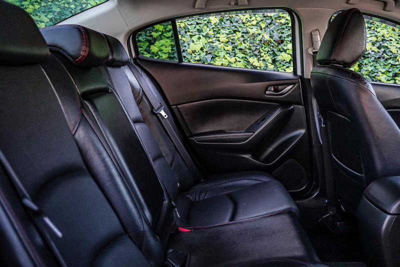 2014 Mazda Axela Hybrid L Package