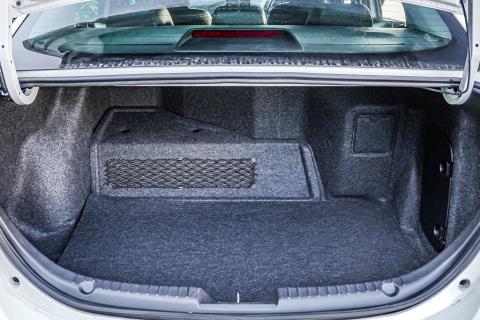 2014 Mazda Axela Hybrid L Package - Thumbnail