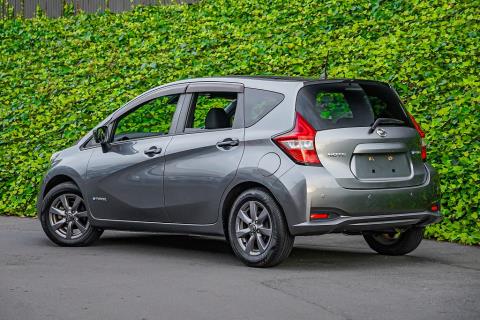 2019 Nissan Note e-Power Black Arrow - Thumbnail