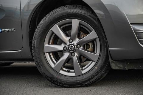 2019 Nissan Note e-Power Black Arrow - Thumbnail