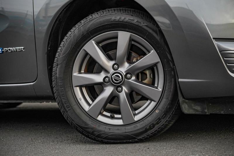 2019 Nissan Note e-Power Black Arrow