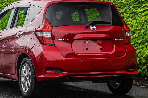 2019 Nissan Note e-Power X - Thumbnail