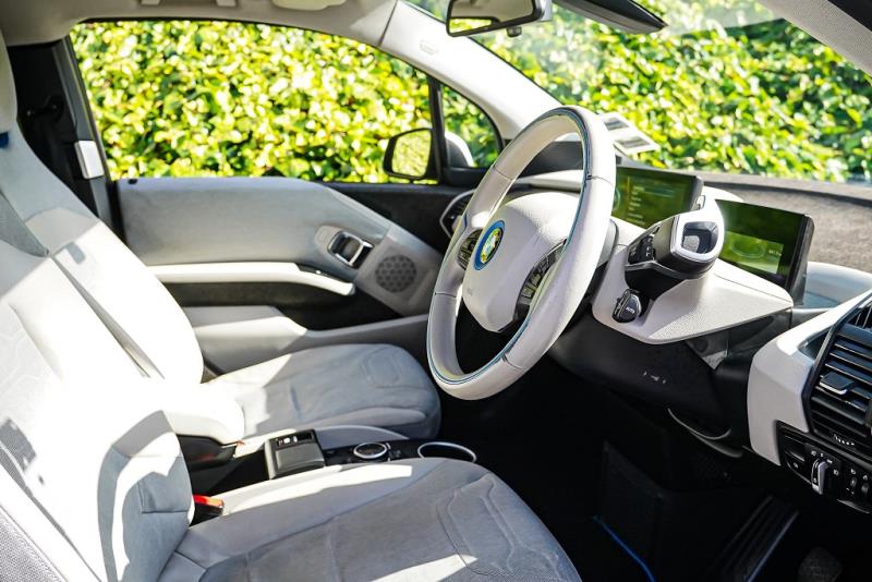 2015 BMW i3 60 Ah REX