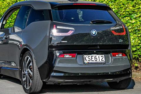 2014 BMW i3 REX - Thumbnail