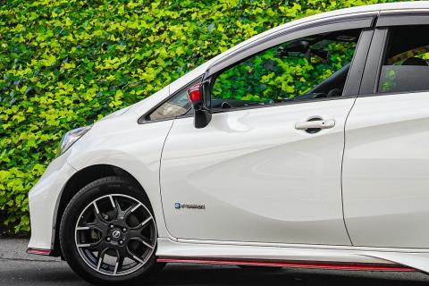 2017 Nissan Note e-Power NISMO - Thumbnail