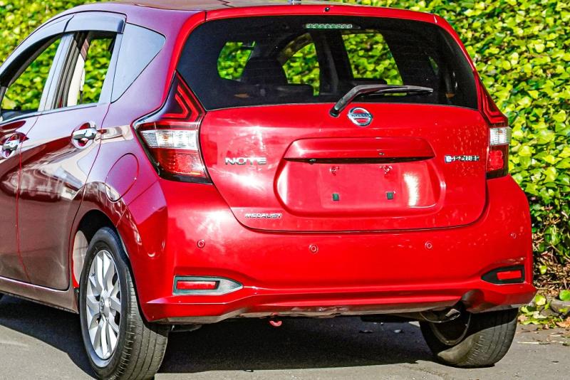 2018 Nissan Note e-Power Medalist
