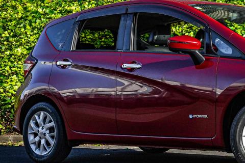 2018 Nissan Note e-Power Medalist - Thumbnail