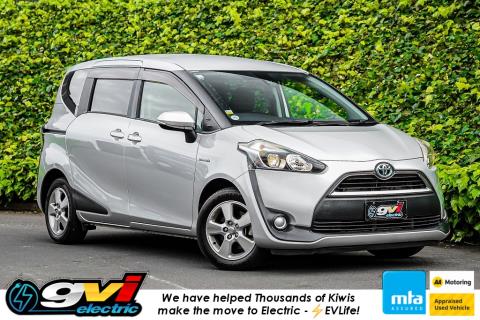 2015 Toyota Sienta Hybrid 7 Seater