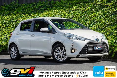 2017 Toyota Vitz Hybrid / Yaris