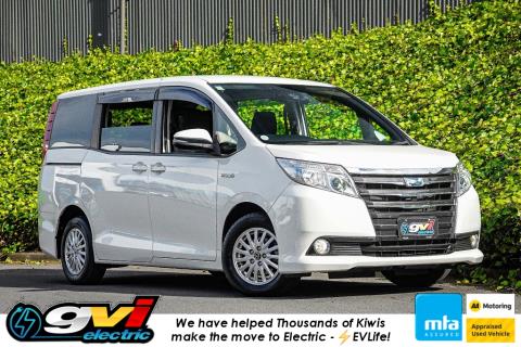 2017 Toyota Noah G / Voxy