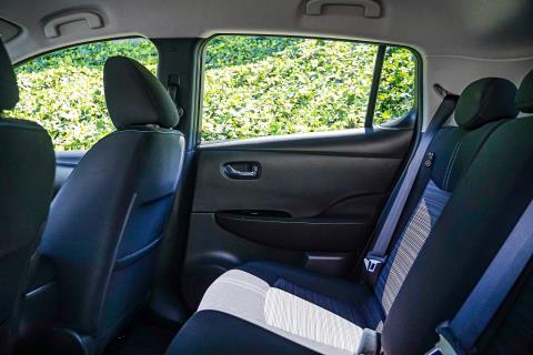 2017 Nissan Leaf G 88% SOH - Thumbnail