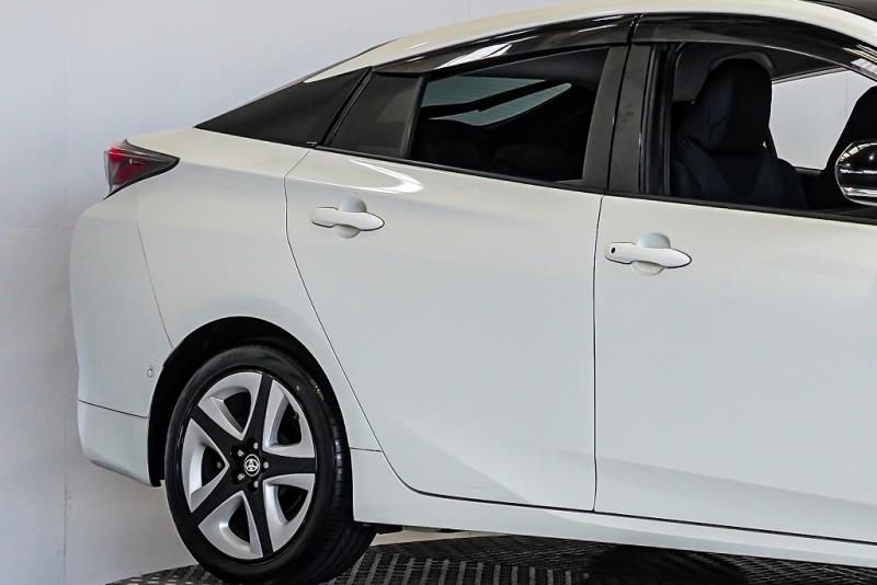 2018 Toyota Prius S Hybrid
