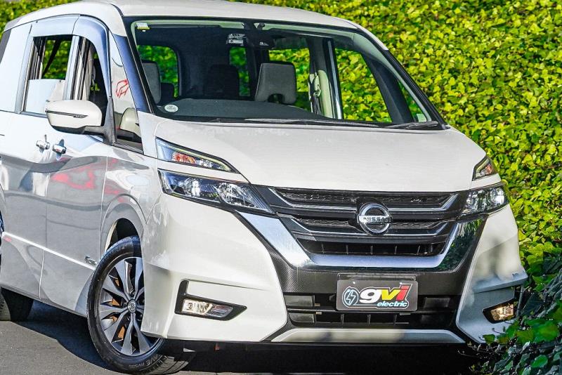 2018 Nissan Serena Hybrid