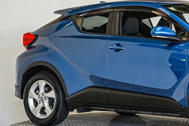 2017 Toyota C-HR S Hybrid