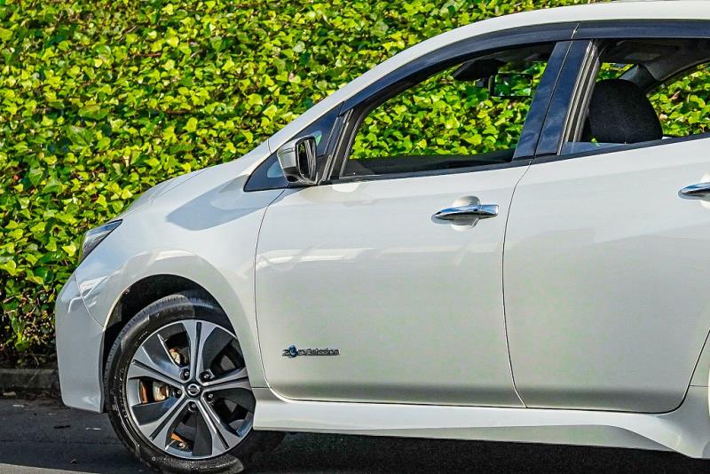 2020 Nissan Leaf 40X Full English