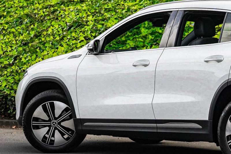 2021 Mercedes Benz EQA 250