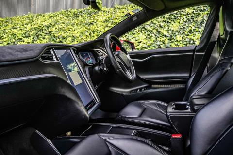 2015 Tesla Model S P85D - Thumbnail