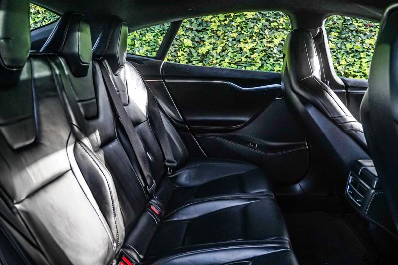 2015 Tesla Model S P85D