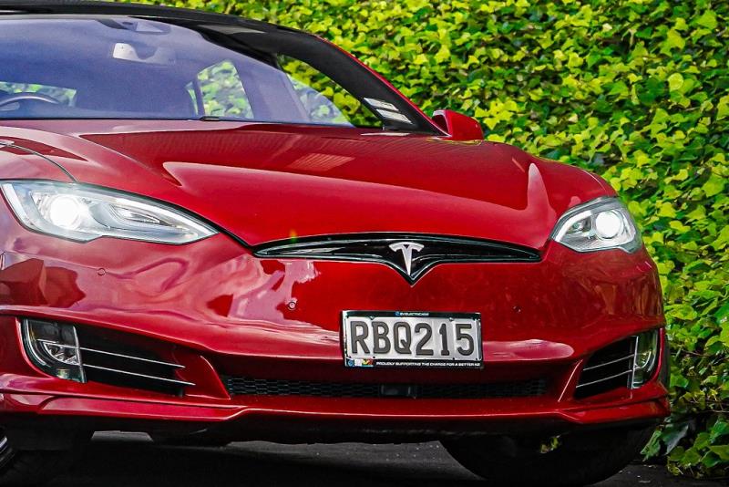 2015 Tesla Model S P85D