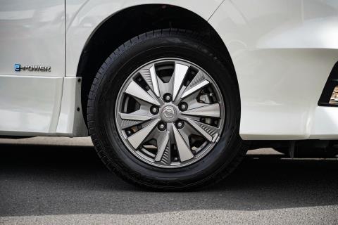 2019 Nissan Serena e-Power Hybrid - Thumbnail