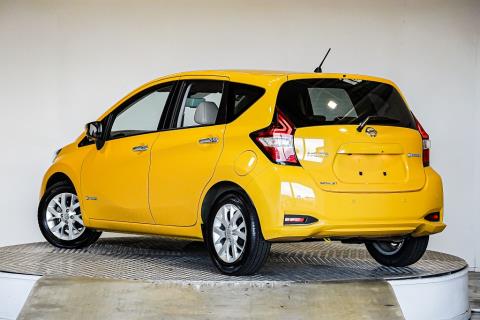 2020 Nissan Note e-Power Medalist - Thumbnail