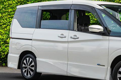 2017 Nissan Serena Highway Star - Thumbnail