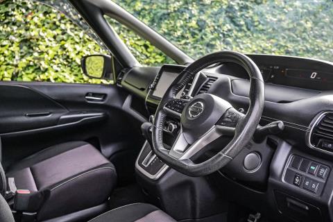2017 Nissan Serena Highway Star - Thumbnail