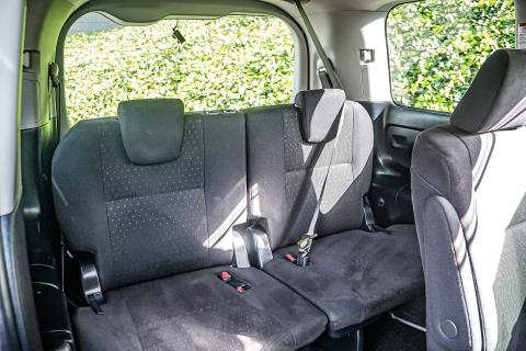 2014 Toyota Voxy Hybrid / Noah V - Thumbnail