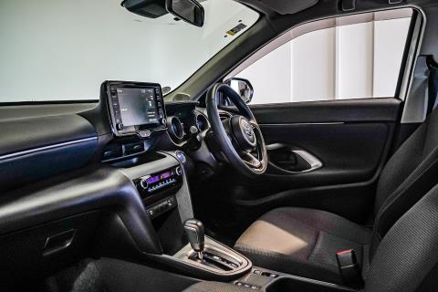2021 Toyota Yaris Cross Hybrid G - Thumbnail