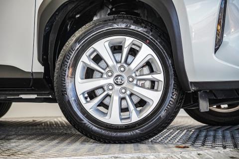 2021 Toyota Yaris Cross Hybrid G - Thumbnail