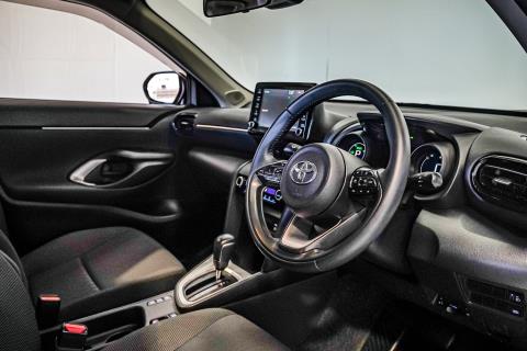2021 Toyota Yaris Cross Hybrid G - Thumbnail